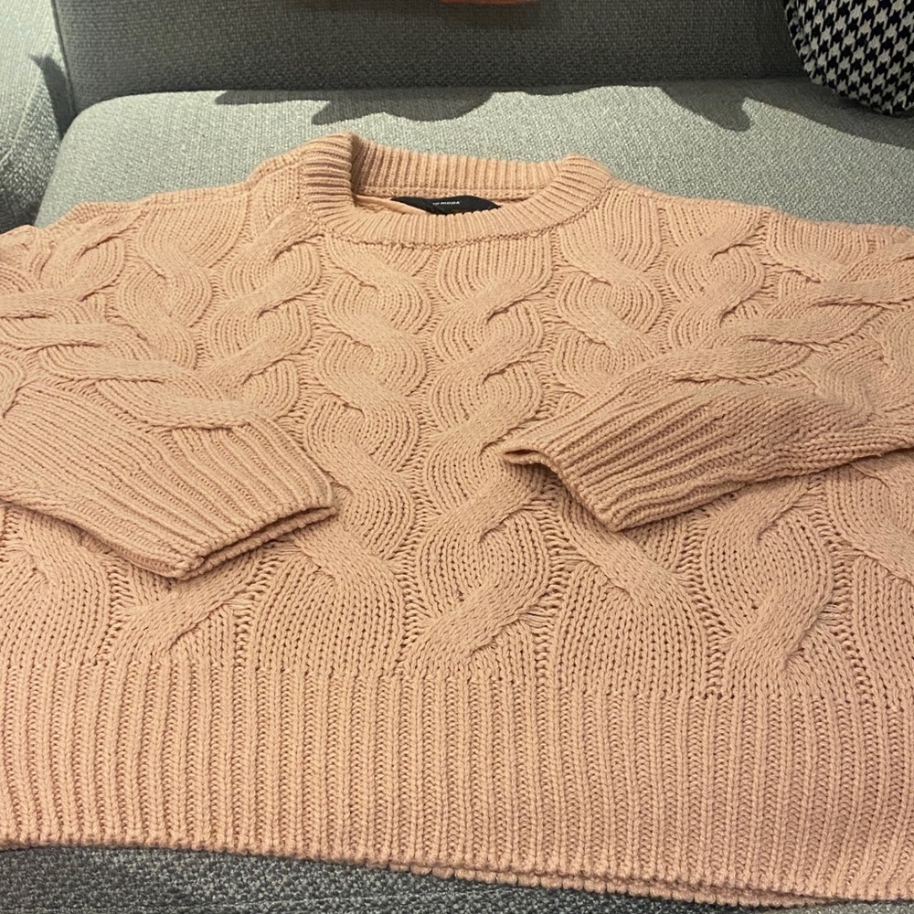 Vera Moda Women's Pink/ peachy Cable Knit Sweater size Medium new with no tags